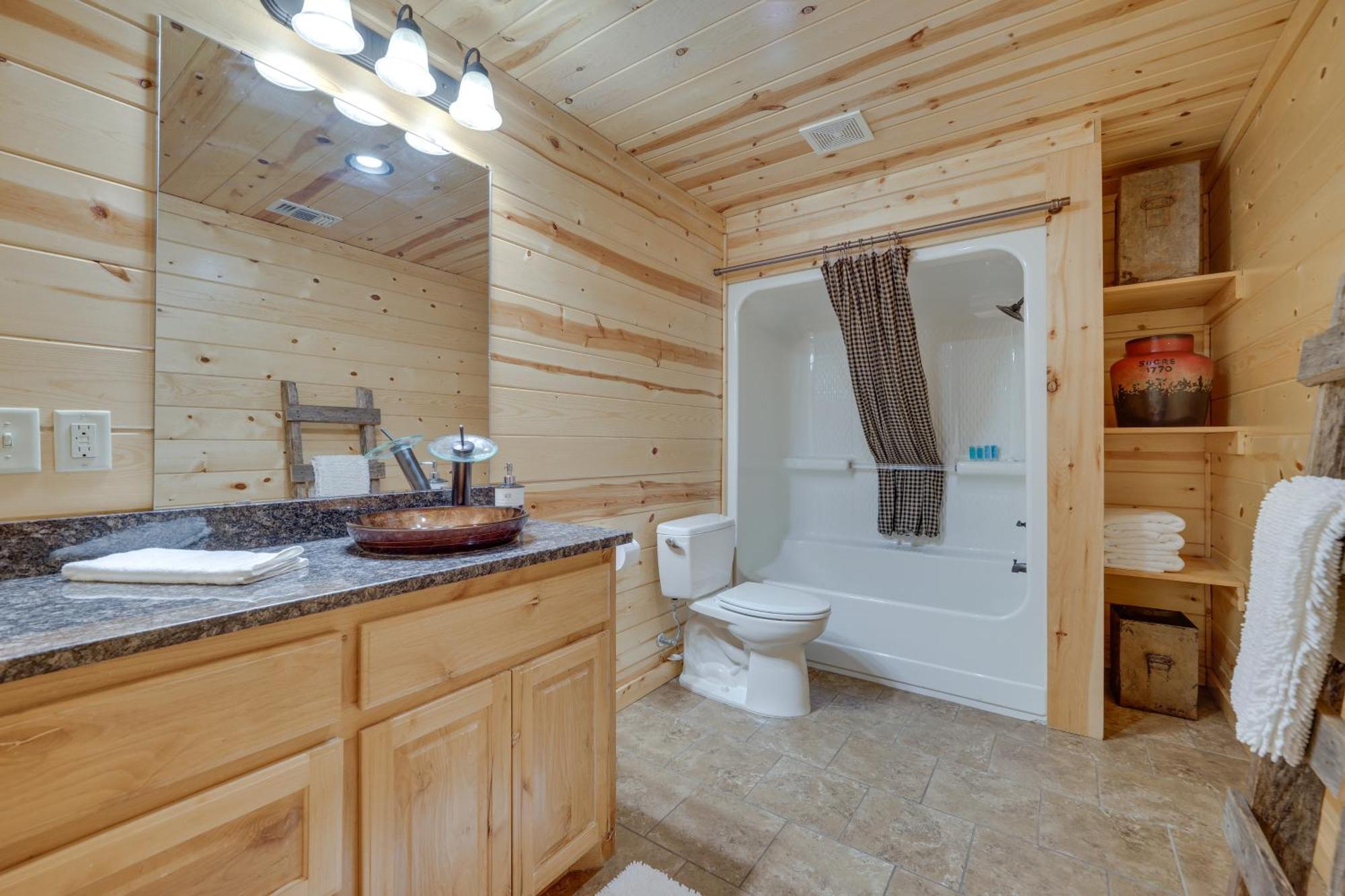 Penny Lane Lodge Broken Bow Cabin Less Than 6 Mi To Lake Luaran gambar