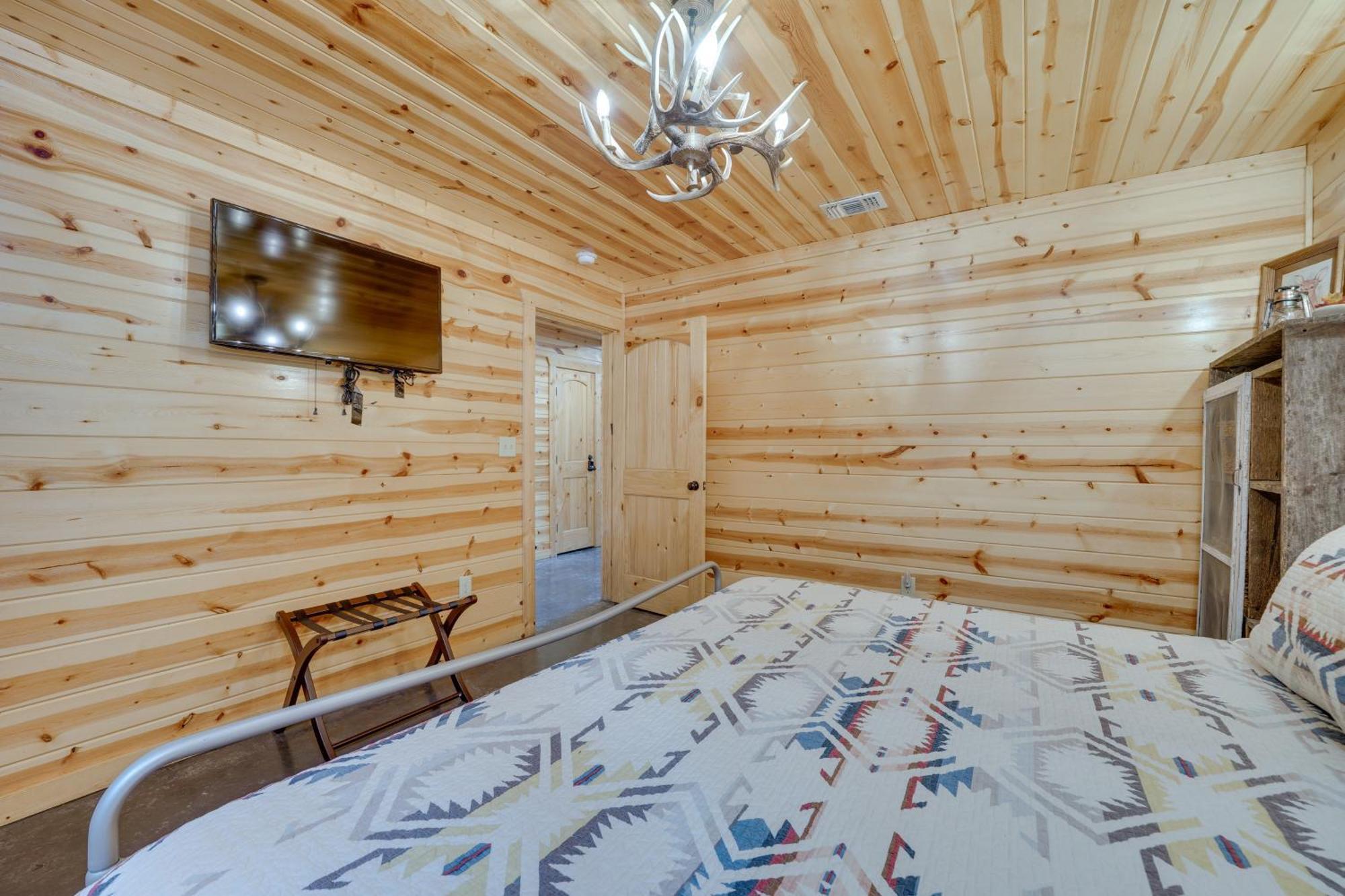Penny Lane Lodge Broken Bow Cabin Less Than 6 Mi To Lake Luaran gambar