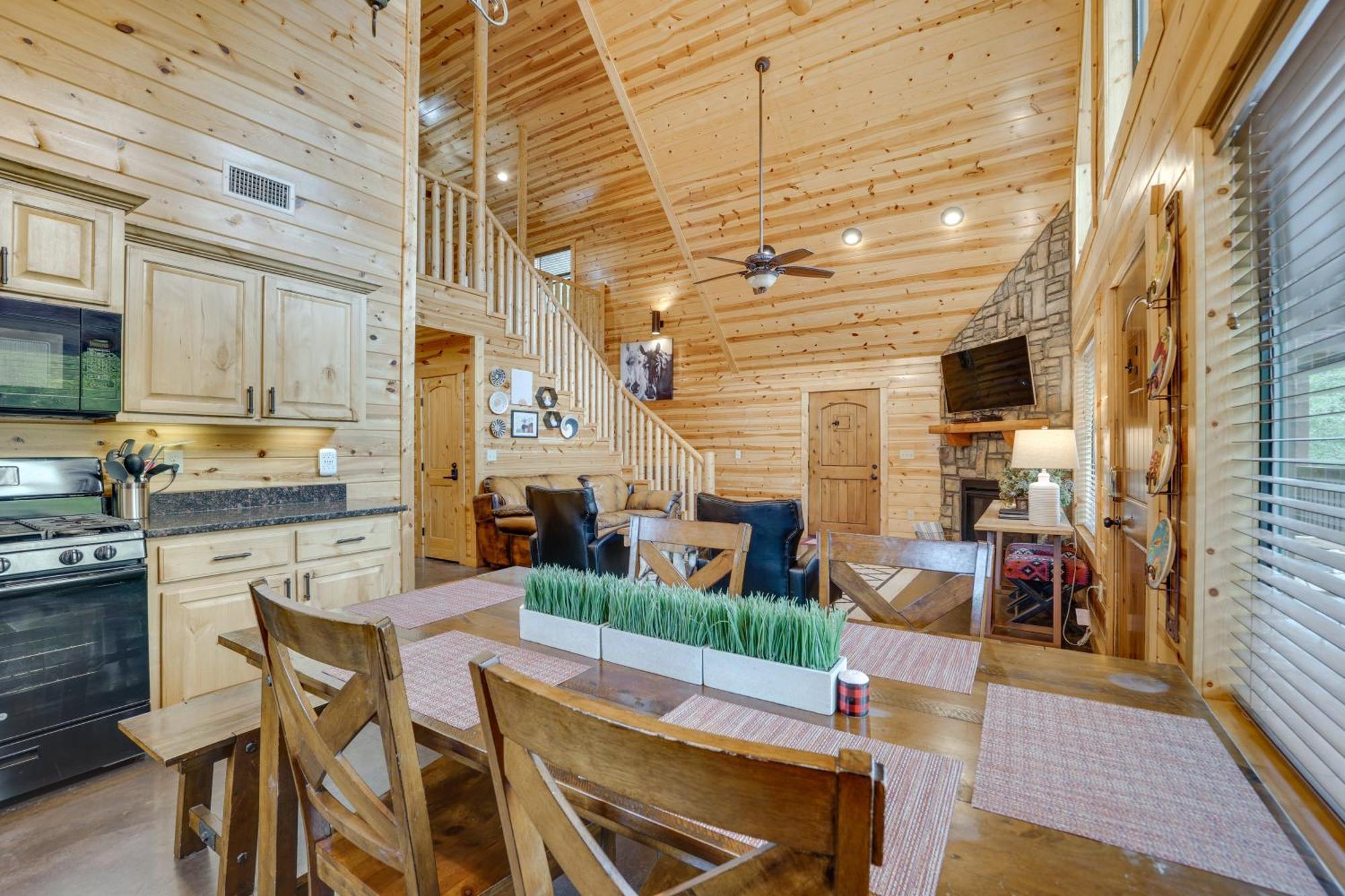 Penny Lane Lodge Broken Bow Cabin Less Than 6 Mi To Lake Luaran gambar