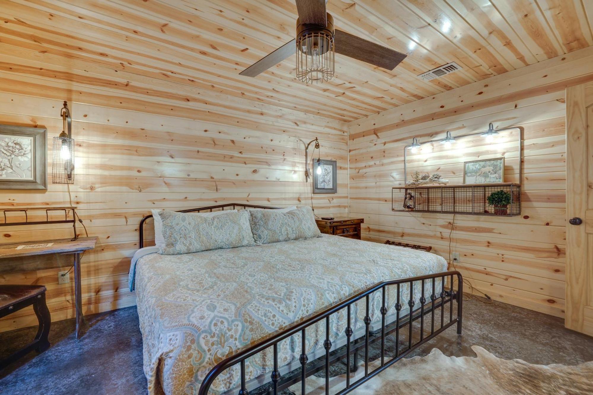 Penny Lane Lodge Broken Bow Cabin Less Than 6 Mi To Lake Luaran gambar
